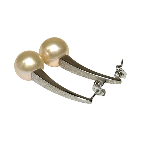 Fantastic 10.5 - 11mm Peach Edison Round Cultured Pearl Dangle Earrings