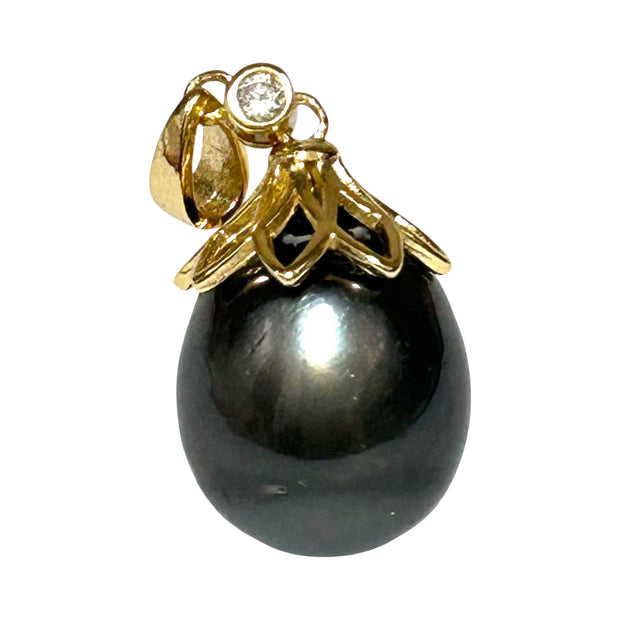 Large 12.6 x 14.3mm Tahitian Sea Peacock Black Green Pearl Pendant