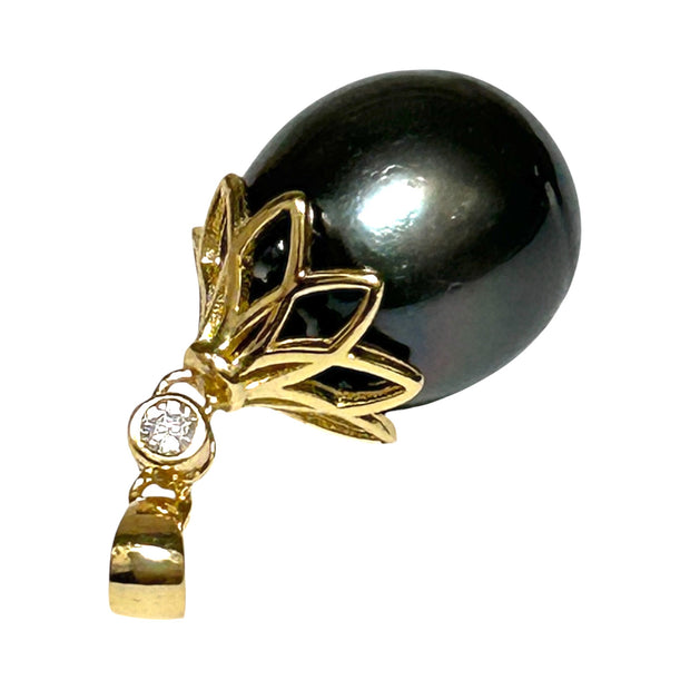 Large 12.6 x 14.3mm Tahitian Sea Peacock Black Green Pearl Pendant