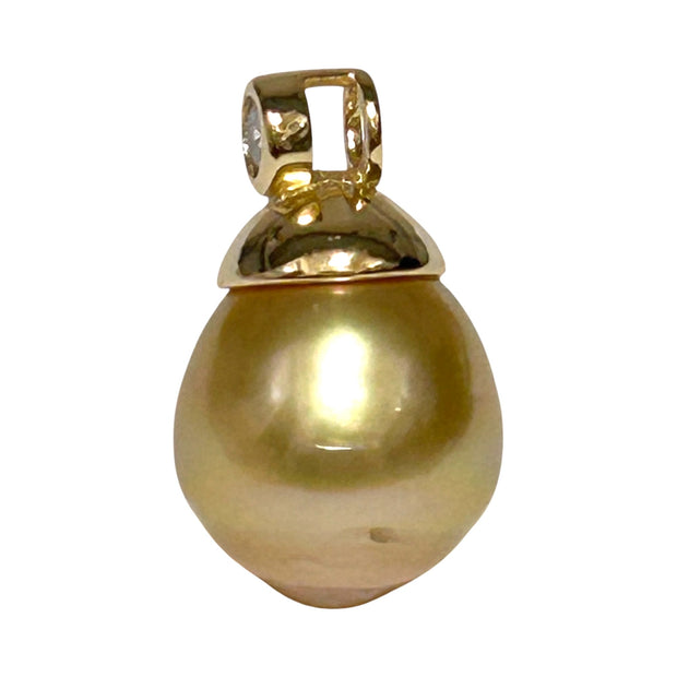 Exquisite 11.2 x 13.5mm Deep Golden Philippines Sea Pearl Pendant