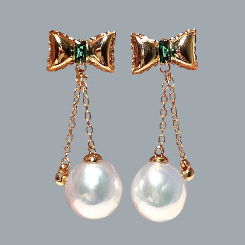 Butterfly Round 10.5 - 11mm Edison Silver White Pearl Dangle Earrings