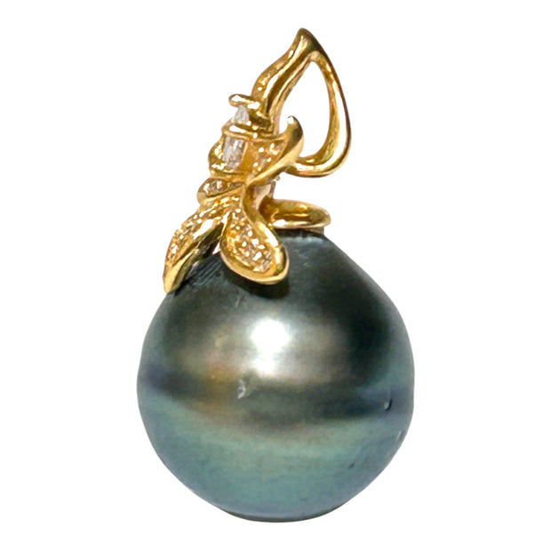 Oval 12 X 12.7mm Tahitian South Sea Peacock Green Pearl Pendant
