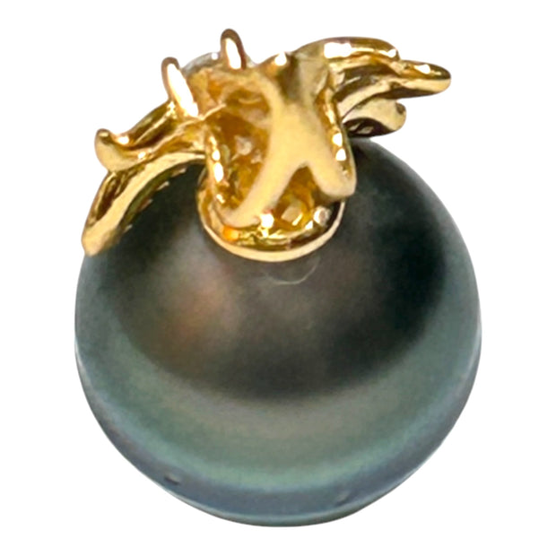 Oval 12 X 12.7mm Tahitian South Sea Peacock Green Pearl Pendant
