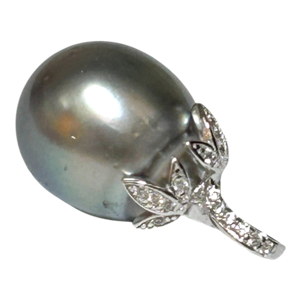 Giant 12.8 x 15.4mm Tahitian South Sea Peacock Gray Green Pearl Pendant