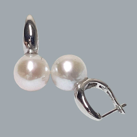 Handmade 9.5mm White Round Edison Cultured Pearl Clip-On Earrings – Elegant and Classic Jewelry