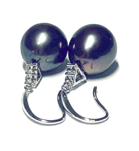 Superb 10.5 - 11mm Edison Peacock Black Pink Round Pearl Dangle EarrinBest Gift For Her / Marvelous 10.5 - 11mm Edison Natural Peacock Black Pinkish Overtone Cultured Round Pearl Dangle Stylish Earrings
PEARL INFORMATION

Pearl Type: PEarringsFine JewelryThe Fine Pearls Jewelry5 - 11mm Edison Peacock Black Pink Round Pearl Dangle Earrings