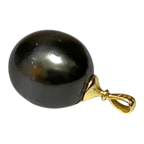 Oval 12.6 x 14.2mm Tahitian Sea Peacock Black-Green Pearl Pendant