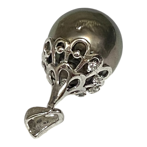 Oval 11.5 x 13mm Tahitian Sea Peacock Black Green Pearl Pendant