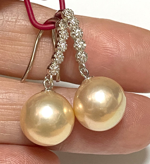 Exquisite 10.6mm Peach Pink Round Edison Cultured Pearl Earrings