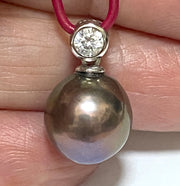 Elegant 11mm Edison Round Peacock Black Blue Pearl Pendant