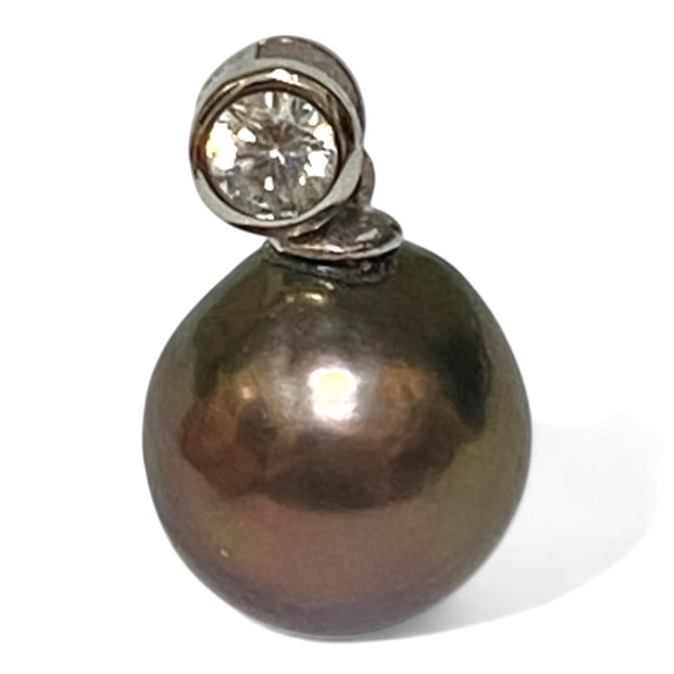 Elegant 11mm Edison Round Peacock Black Blue Pearl Pendant