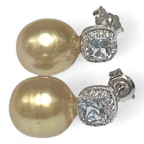 Oval 10.2 x 11mm Rich Gold Philippines South Sea Cultured Pearl Earrings