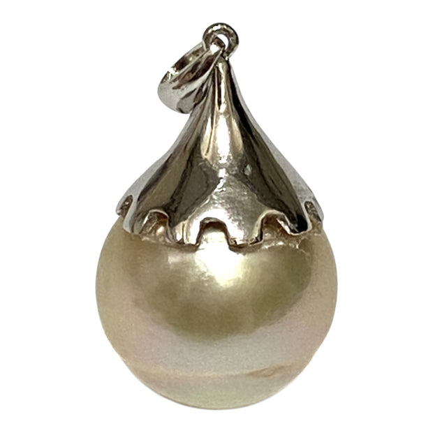 Giant 14.1 x 14.8mm Pale Golden Oval Philippines South Sea Pearl Pendant