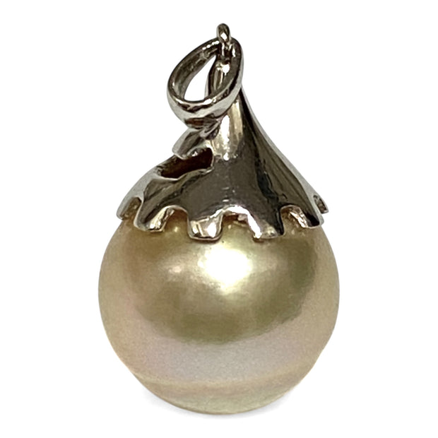 Giant 14.1 x 14.8mm Pale Golden Oval Philippines South Sea Pearl Pendant