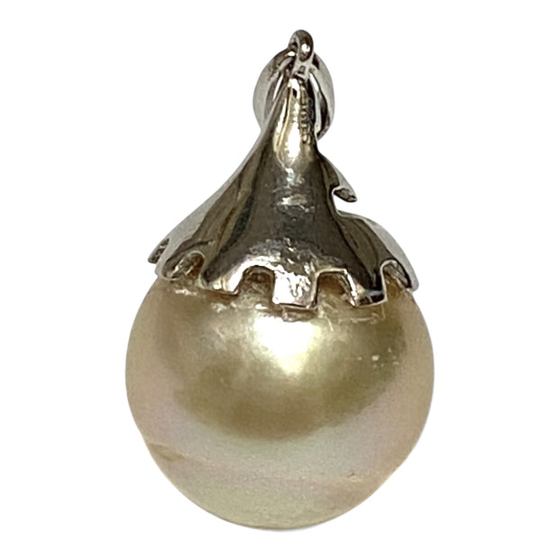 Giant 14.1 x 14.8mm Pale Golden Oval Philippines South Sea Pearl Pendant