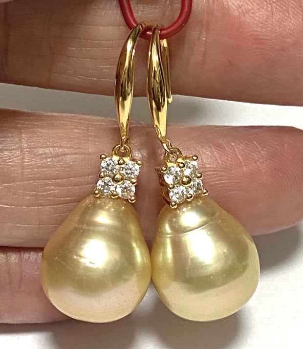 Oval 12.2 x 14.3mm Natural Gold South Sea Cultured Pearl Earrings