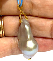 Shinny 15.5 x 13 x 30mm Smoke Gray Blue Cultured Pearl Pendant