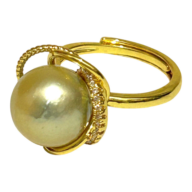 Unique Flower 11.7mm Gold South Sea Round Pearl Ring Size 6.5