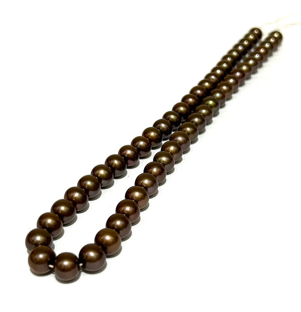 Round 8–8.5mm Cultured Pearls 16" Strand Chocolate Brown