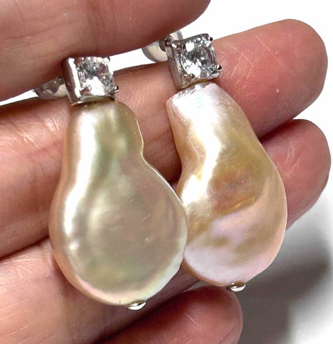 Baroque `16.8 x 25.4mm Purple Pink Rainbow Jumbo Pearl EarringsBest Gift For Her! Special `16.8 x 25.4mm Natural Purple Pink Rainbow Jumbo FW Flat Baroque Cultured Pearl Dangle Earrings / Handmade Earrings



PEARL INFORMATION

Other Pearl EarringsFine JewelryThe Fine Pearls Jewelry4mm Purple Pink Rainbow Jumbo Pearl Earrings
