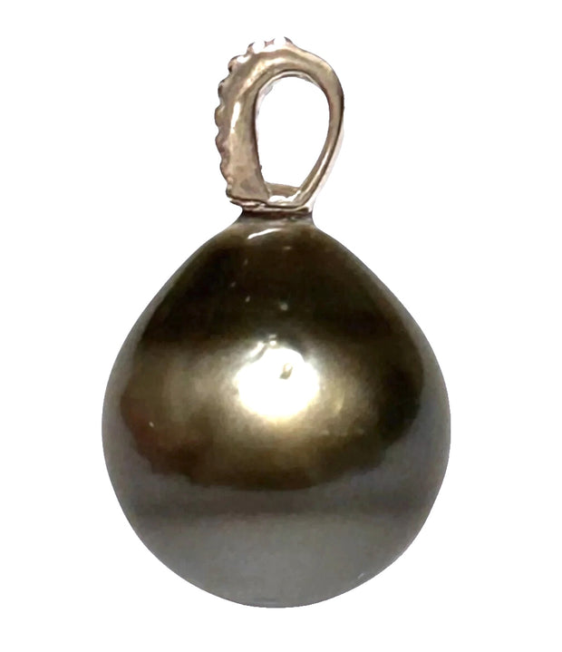 Oval 12.1 x 12.3mm Tahitian Sea Peacock Black Green Pearl Pendant