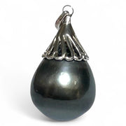 Graceful 12.8 x 14mm Peacock Gray Oval Tahitian Sea Pearl Pendant
