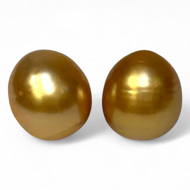 A Pair 11.3 x 12.5mm Deep Gold Philippines South Sea Looses Pearl