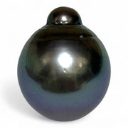 Elegant 13.9 x 17.1mm 21 Carat Tahitian Pearl – Peacock Black Pinkish