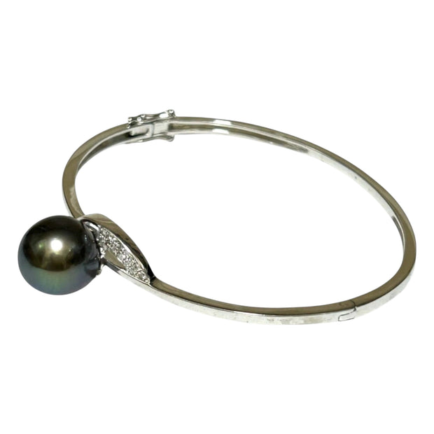 Stunning Round 12.3mm Tahitian Sea Natural Peacock Green Pearl Bangle
