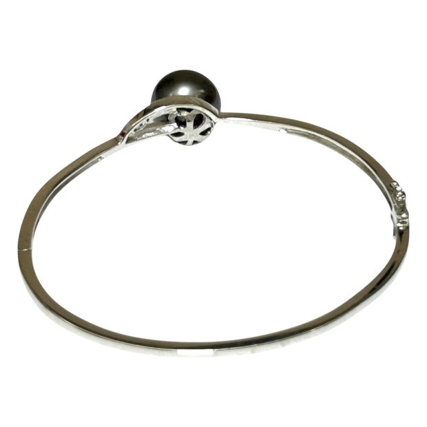 Stunning Round 12.3mm Tahitian Sea Natural Peacock Green Pearl Bangle
