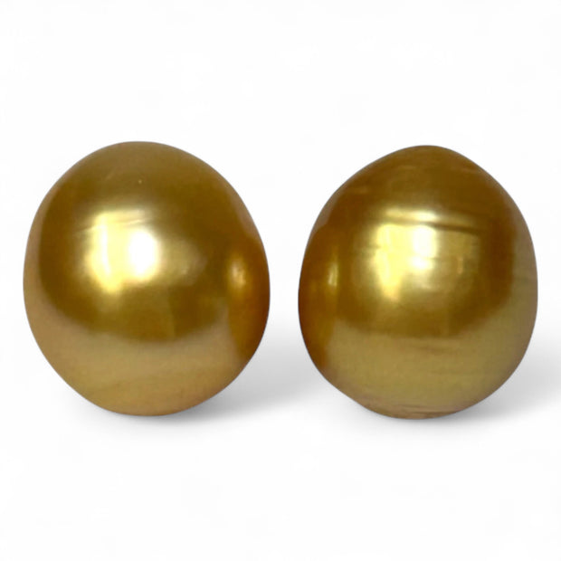 A Pair 11.3 x 12.5mm Deep Gold Philippines South Sea Looses Pearl