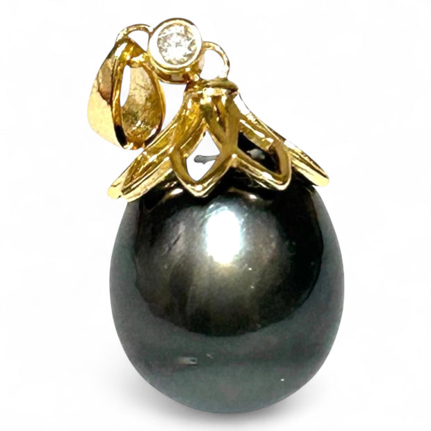 Large 12.6 x 14.3mm Tahitian Sea Peacock Black Green Pearl Pendant