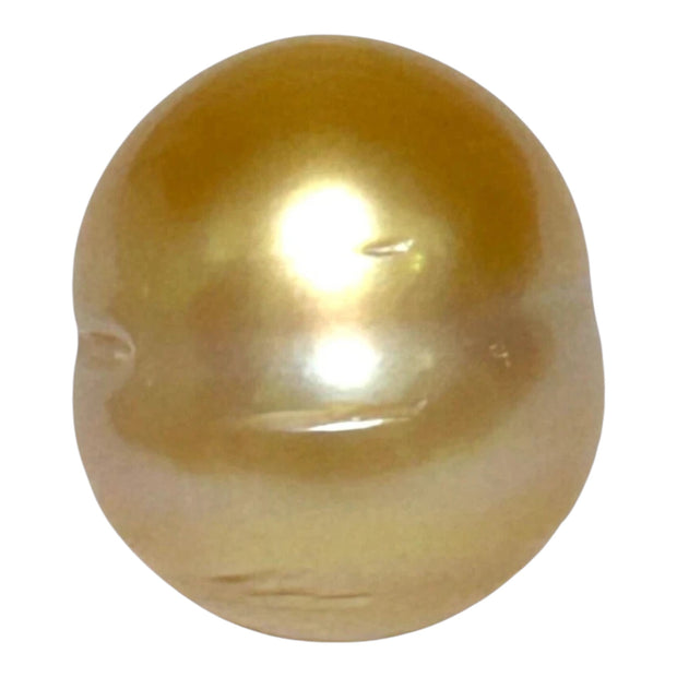 Radiant Oval 12.7 x 15.1mm 18.8 Carats Deep Gold South Sea Pearl