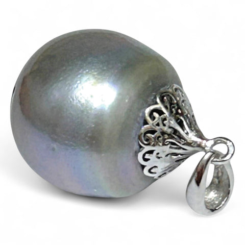 Oval 13.2 x 14.5mm Tahitian Sea Middle Gray Green Pearl Pendant
