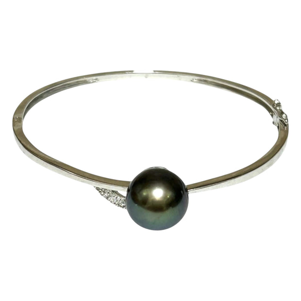 Stunning Round 12.3mm Tahitian Sea Natural Peacock Green Pearl Bangle