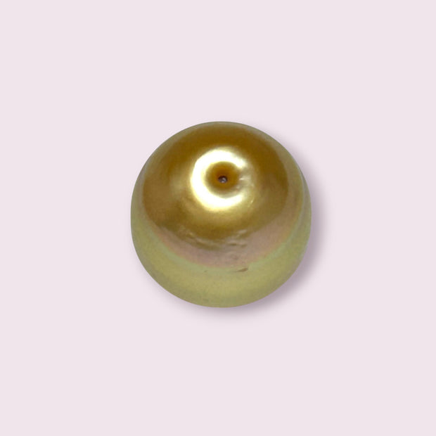 Fantastic Giant 14.5 x 15.7mm 24.6 Carats Deep Gold South Sea Pearl