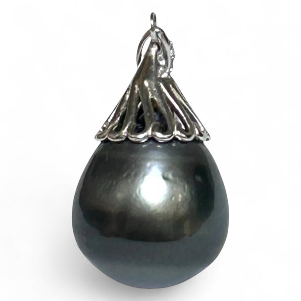 Graceful 12.8 x 14mm Peacock Gray Oval Tahitian Sea Pearl Pendant