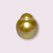 Shiny 15.4 x 18.2mm 29.6 Carat Gold Philippines South Sea Pearl