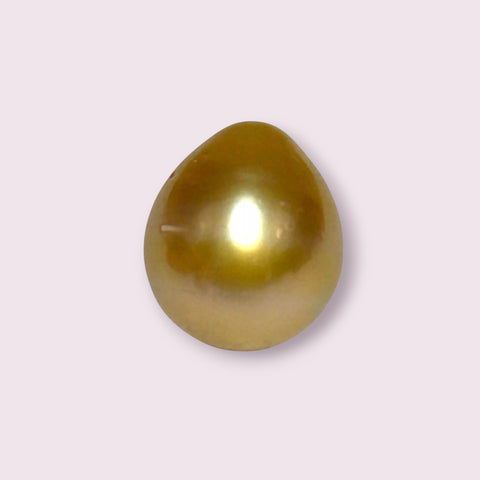 11.6 x 13.3mm 13.2 Carats Deep Gold Philippines South Sea Pearl