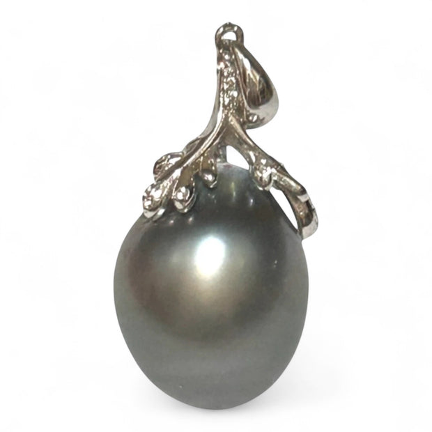 Radiant 12.4 x 15mm Tahitian South Sea Peacock Gray-Green Pearl Pendant