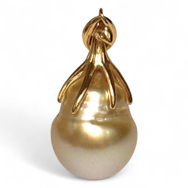 Baroque 11.3 x 14mm Rich Golden Philippines South Sea Pearl Pendant