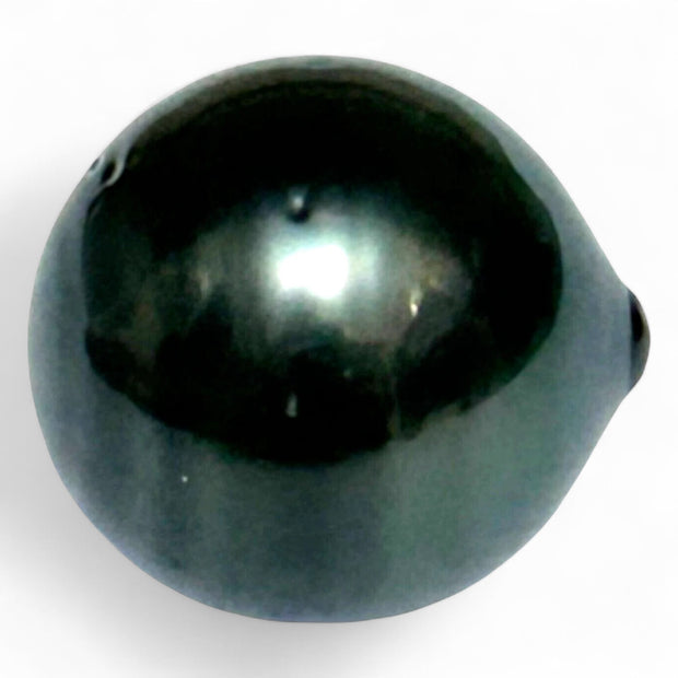 Huge 13.3 x 14.2mm, 17.2 Cts Tahitian Sea Peacock Black Oval Loose Pearl
