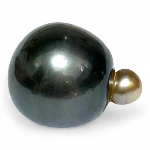 Huge 13 x 16mm 15.8 Carats Tahitian Peacock Black Green Loose Pearl