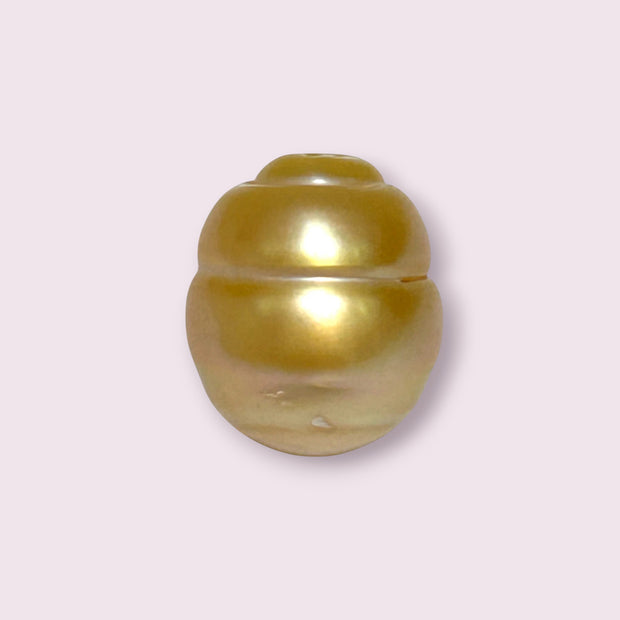 Baroque 13.8 x 16.1mm 22.2 Carats Deep Gold South Sea Loose Pearl