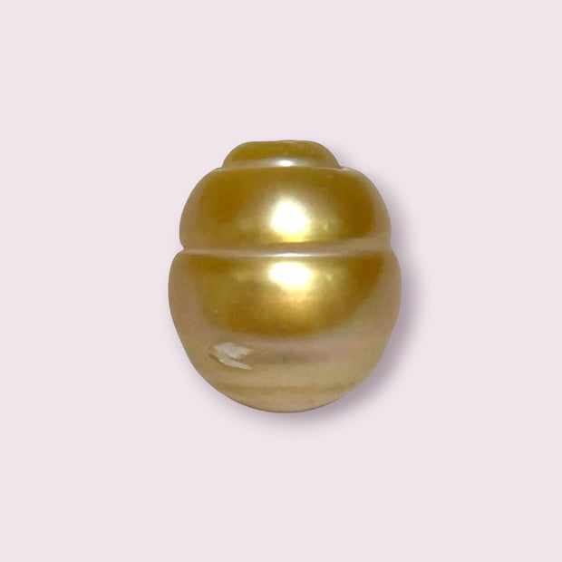 Baroque 13.8 x 16.1mm 22.2 Carats Deep Gold South Sea Loose Pearl