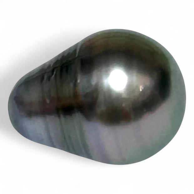 Stunning 12.1 x 15.9mm Teardrop Bottom Round Tahitian South Sea pearl