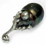 Baroque 11.3 x 15.6mm Tahitian Sea Peacock Black-Green Pearl Pendant