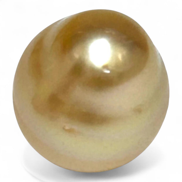 Gorgeous 14.3 x 17mm 23.3 Carats South Sea Pearl – Rich Gold Oval