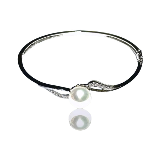 Elegant 10 - 10.5mm White Edison Cultured Round Pearl 7 - 7.5" Bangle