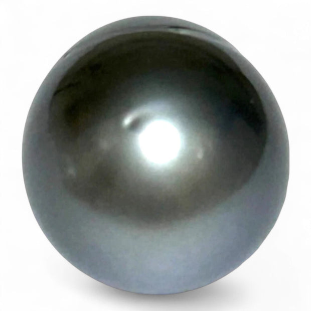 Massive Oval 25.7 Carat 14.5 x 16.5mm Peacock Gray Tahitian Pearl